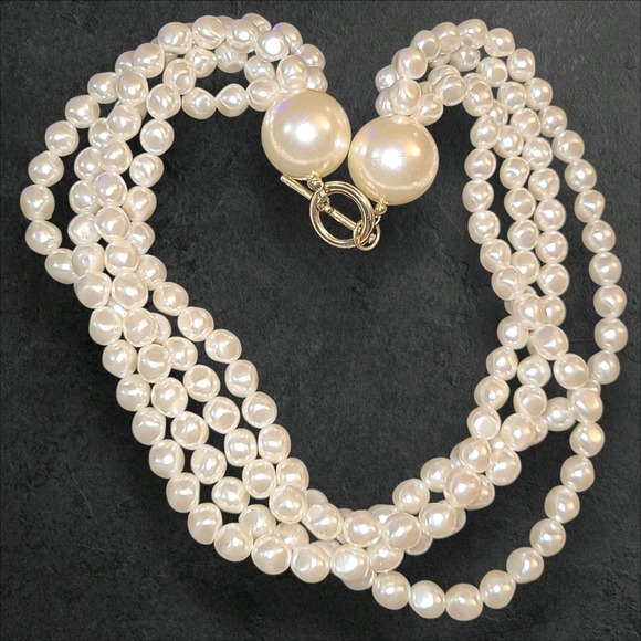 Chunky 4 Strand Faux Pearl Statement Necklace 18" - Picture 2 of 5